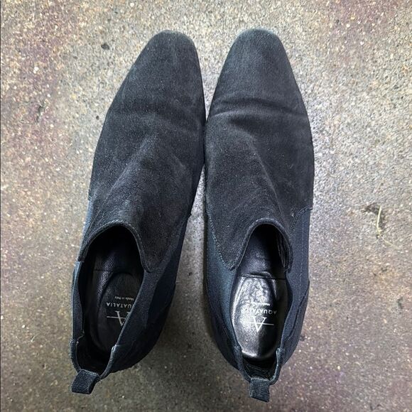 Aquatalia Black Chelsea Boots Sleek Suede Design main image 4